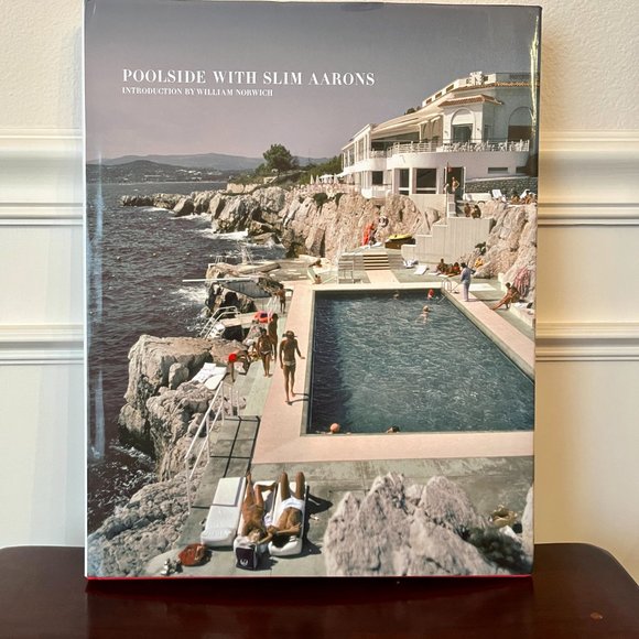 Slim Aarons Accents Poolside With Slim Aarons Coffee Table Book